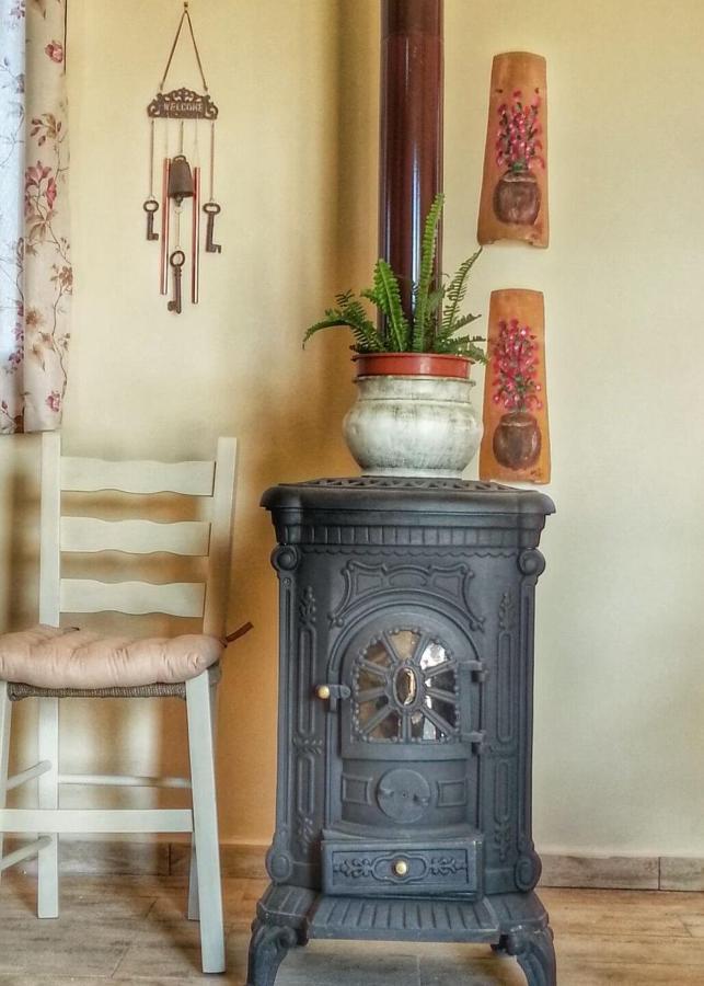 Villa Cottage Kantrillies Fokata Экстерьер фото