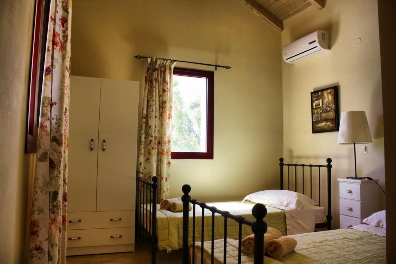 Villa Cottage Kantrillies Fokata Экстерьер фото
