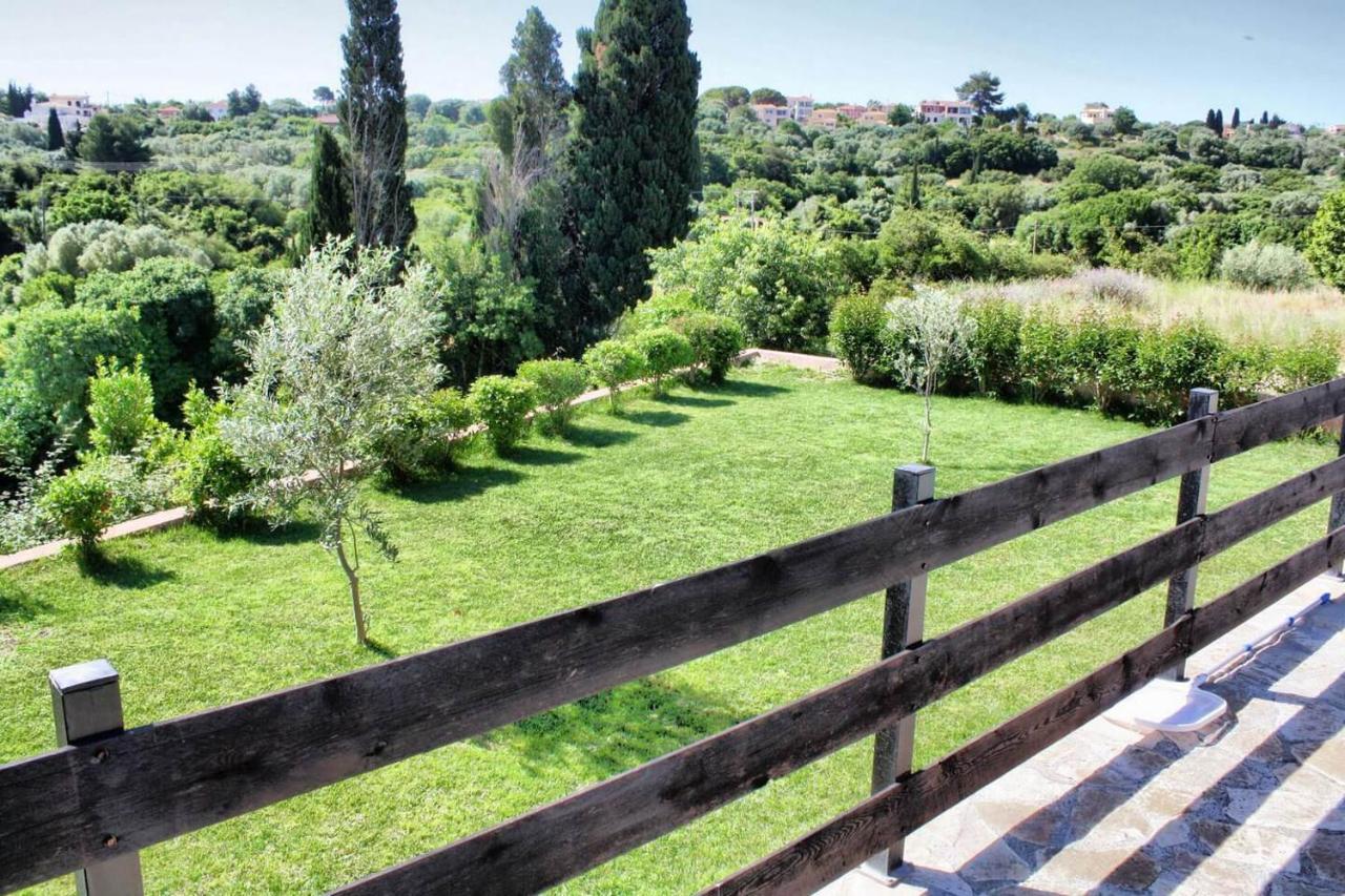 Villa Cottage Kantrillies Fokata Экстерьер фото