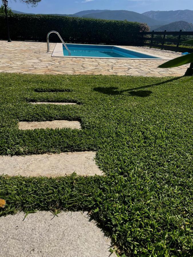 Villa Cottage Kantrillies Fokata Экстерьер фото